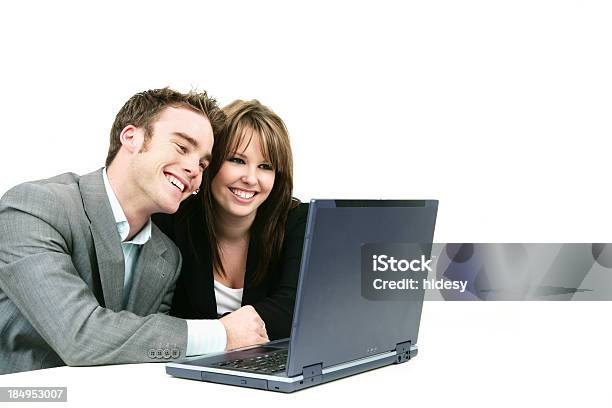Onlinetogether Stockfoto und mehr Bilder von Berufliche Partnerschaft - Berufliche Partnerschaft, Brand Name Online Messaging Platform, Computer