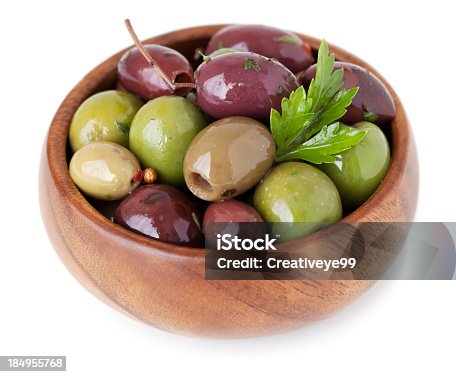 istock Olives isolated 184955768