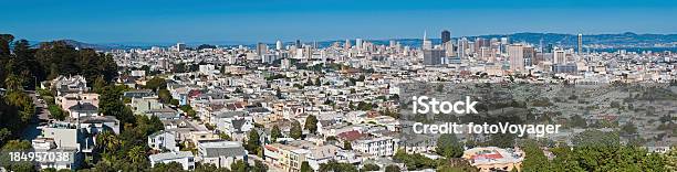 Paisaje De Panorama De La Ciudad De San Francisco California Foto de stock y más banco de imágenes de Cultura estadounidense