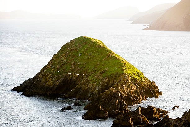 ирландия-dunmore руководитель - republic of ireland famous place dingle peninsula slea head стоковые фото и изображения