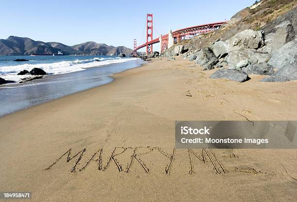 Golden Gate Bridge San Francisco California - Fotografie stock e altre immagini di Fidanzamento - Fidanzamento, Golden Gate, Sabbia