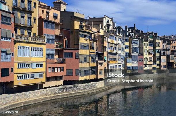 Gironawaterfront Stockfoto und mehr Bilder von Bunt - Farbton - Bunt - Farbton, Fenster, Fluss