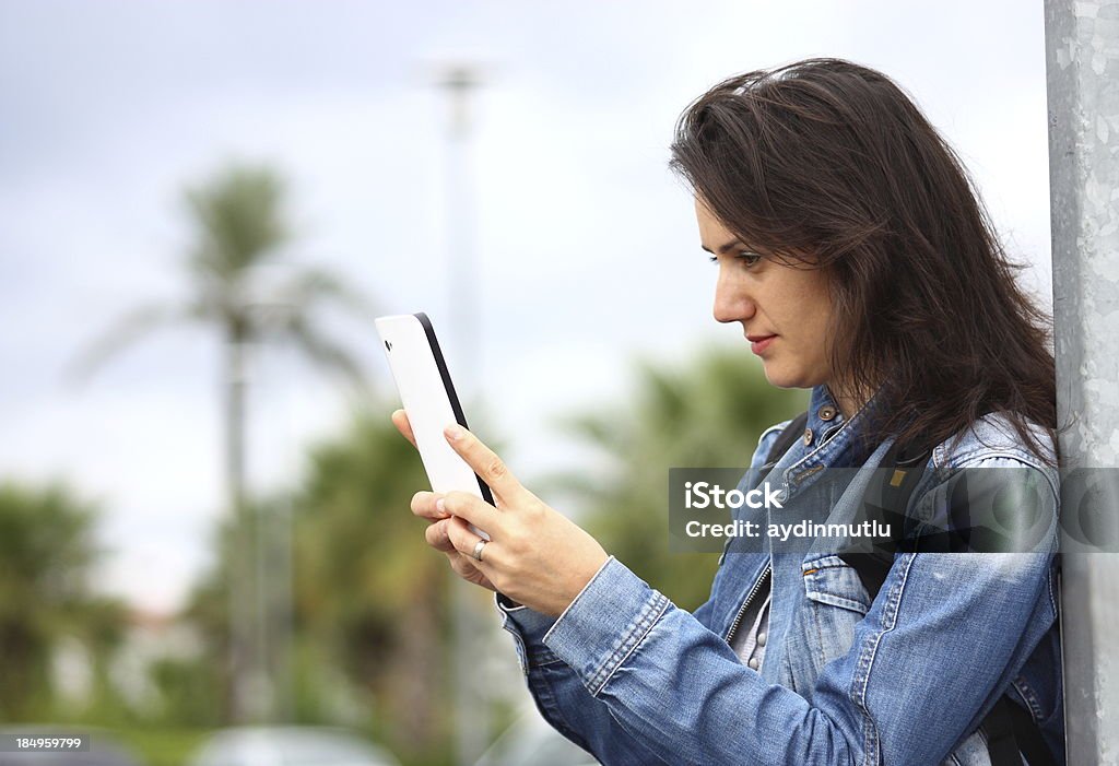 La vie moderne - Photo de Tablette numérique libre de droits