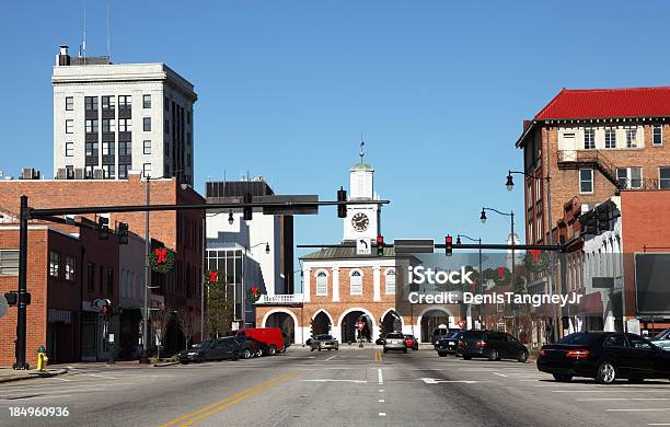 Der Innenstadt Von Fayetteville Stockfoto und mehr Bilder von North Carolina - US-Bundesstaat - North Carolina - US-Bundesstaat, Fayetteville - North Carolina, Stadt