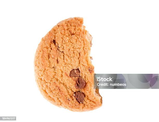 Foto de Cookie Com Gotas De Chocolate e mais fotos de stock de Alimento com mordida - Alimento com mordida, Alimento consumido, Assado no Forno