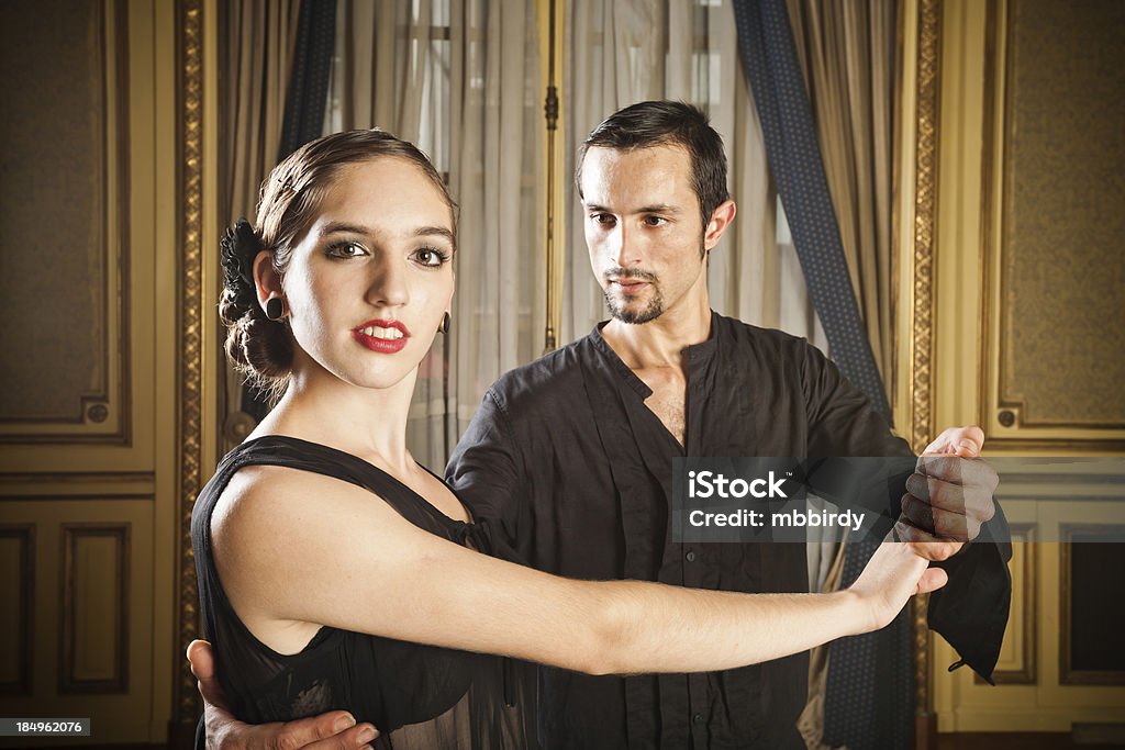 Ballare il Tango - Foto stock royalty-free di Buenos Aires