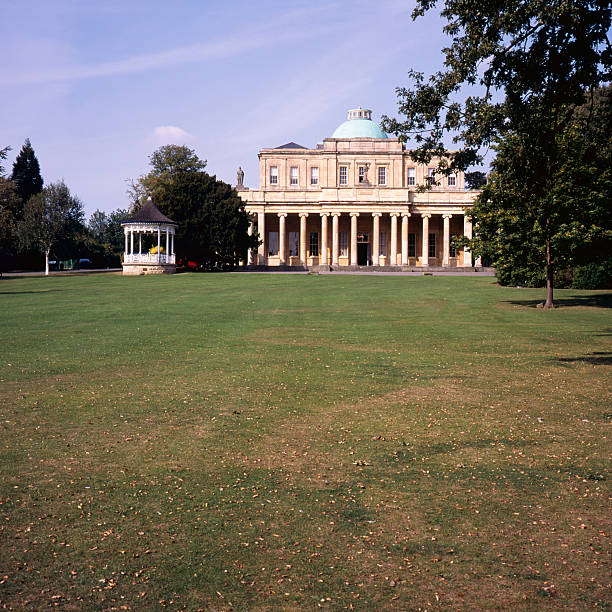 istock Picturesque Cheltenham 184962265
