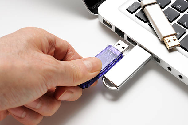istock Isolated shot of connecting USB flash drive on white background 184962965