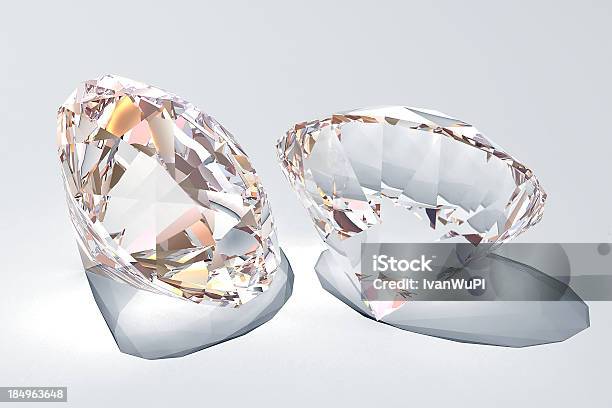 Diamantes Brillante Foto de stock y más banco de imágenes de Alto - Descripción física - Alto - Descripción física, Amor - Sentimiento, Azul