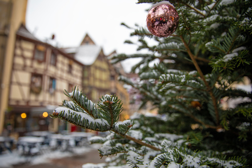 In the picturesque streets of Colmar, the succession of stalls, Christmas decorations and lights will sweep you up in the magic of the Christmas season. Wherever you look, you will be spellbound. Truly the place to be for a genuinely exceptional Christmas experience