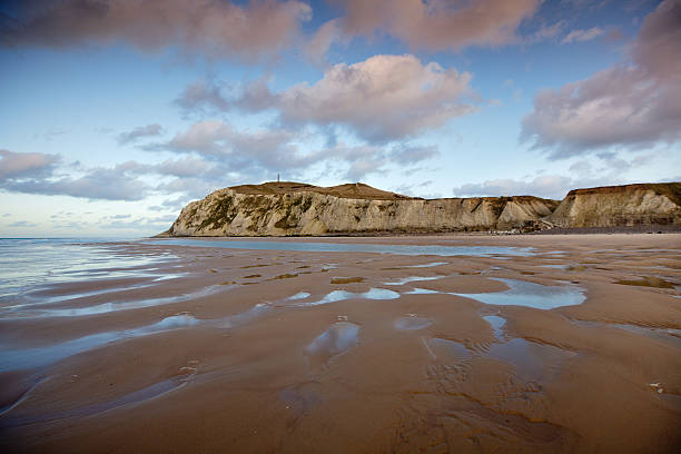 istock Empty beach and cliffs in northern France 184965504