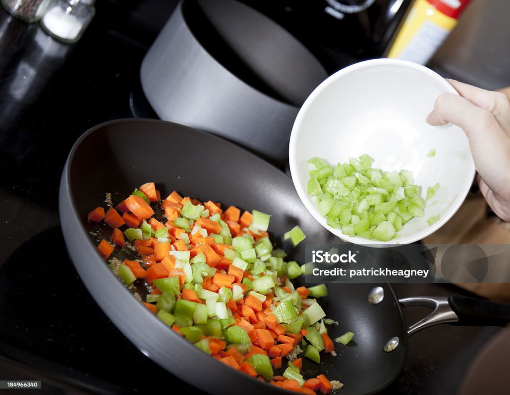 Cozinhar legumes - Foto de stock de Aipo royalty-free