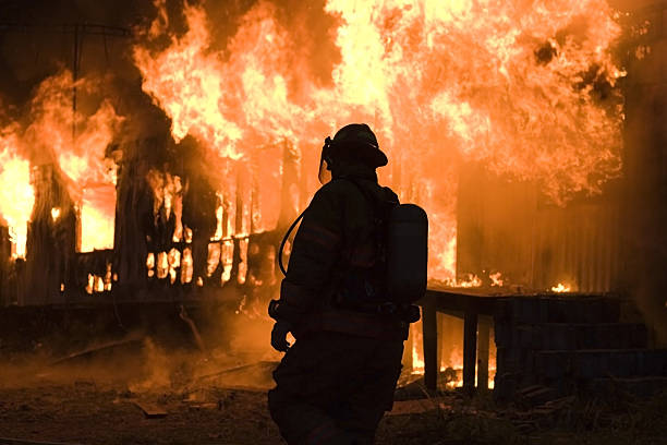 istock A firefighter on duty scene to fire-off the fire 184966388