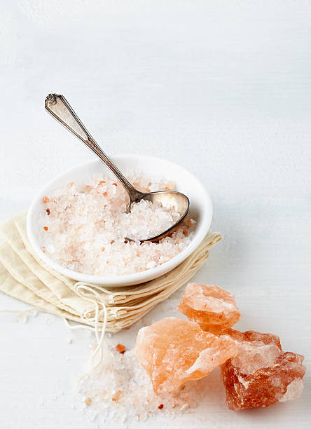 istock Himalayan Pink Rock Salt in bowl on table 184967262