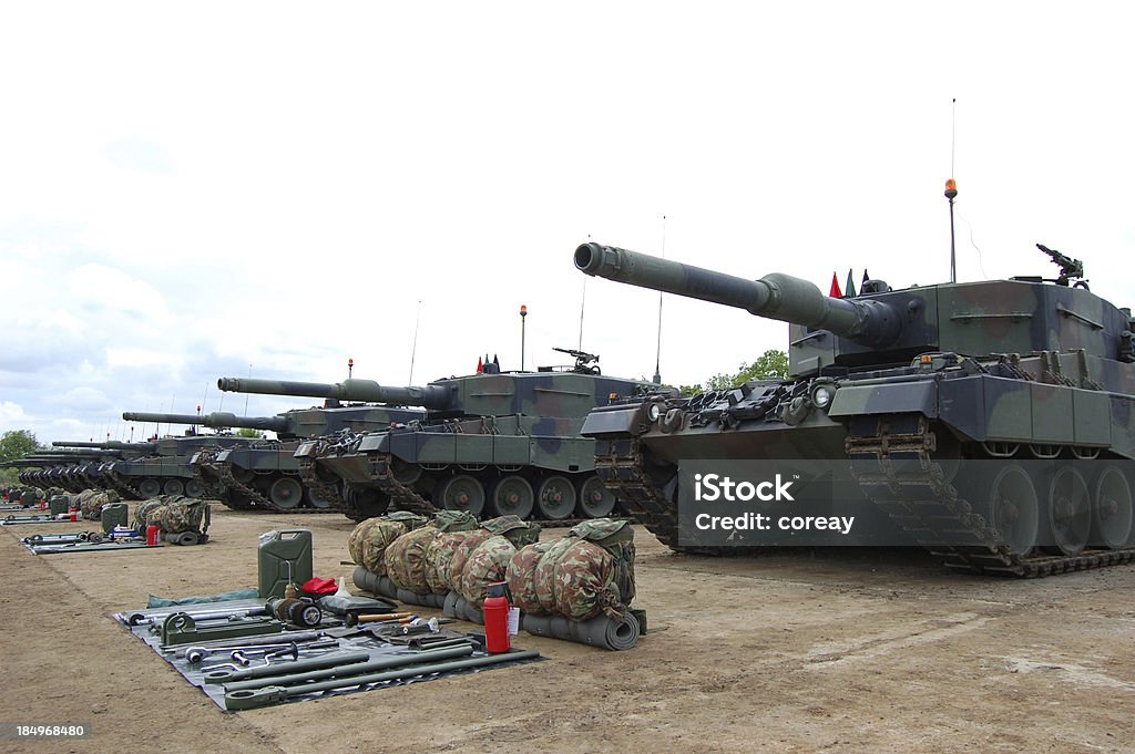 Tank Seria - Zbiór zdjęć royalty-free (Czołg)