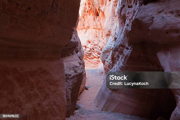 Slot Canyon Farben Stockfoto und mehr Bilder von Beige - Beige, Bewerbungsformular, Blau