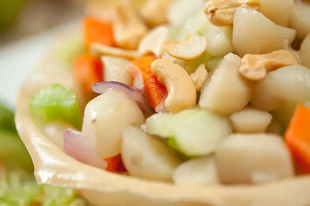 mix vegetables with cashewnuts