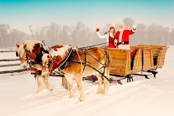 santa i jego pomocnik zespół koni jazdy - personal data assistant zdjęcia i obrazy z banku zdjęć