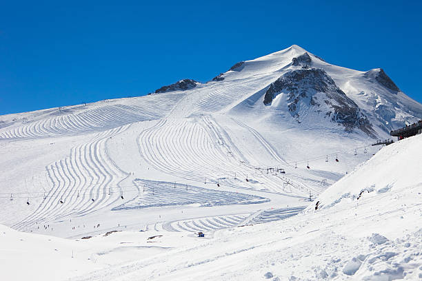 istock Panoramic view of Tignes mountain  ski area 184971725
