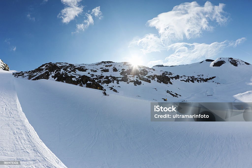Śnieg Half Pipe - Zbiór zdjęć royalty-free (Alpy)