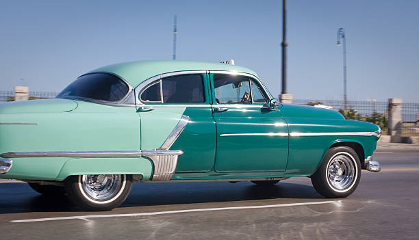 istock Bi colored old timer in Havana, Cuba 184973716