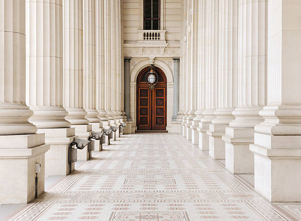 列の建築(xxxl - legislature building ストックフォトと画像