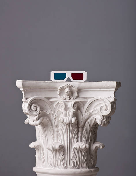 istock 3D glases on a corinthian capital 184975646