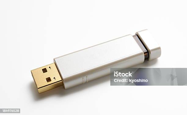 絶縁ショットのシルバーusb フラッシュドライブに白背景 - USBスティックのストックフォトや画像を多数ご用意 - USBスティック, USBケーブル, 金色