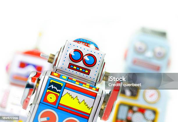 Drei Retro Tin Roboter Stockfoto und mehr Bilder von Retrostil - Retrostil, Roboter, Spielzeug