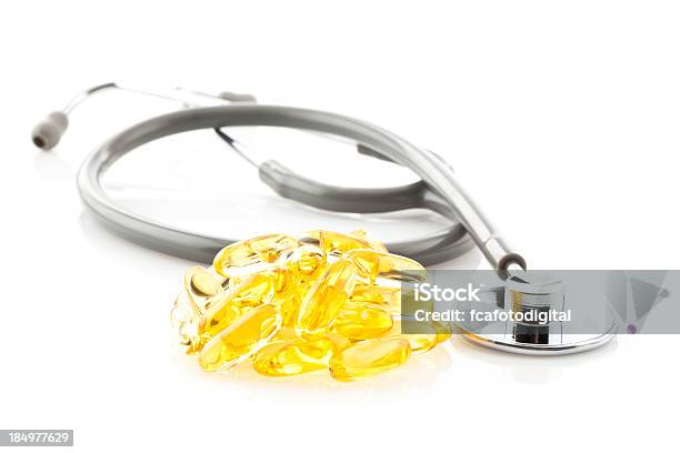 Omega 3 Stockfoto und mehr Bilder von Antioxidationsmittel - Antioxidationsmittel, Fischöl, Fotografie