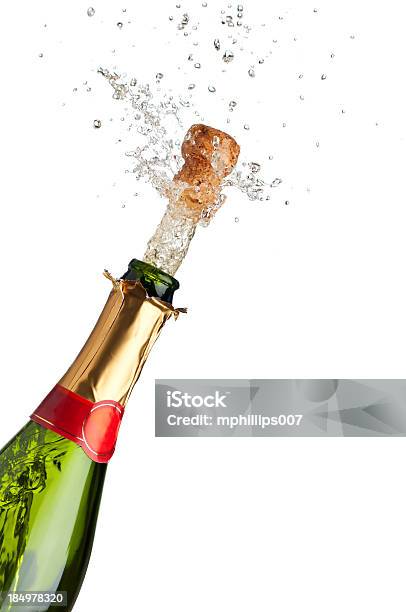 Photo libre de droit de Champagne banque d'images et plus d'images libres de droit de Champagne - Champagne, Bouteille, Exploser