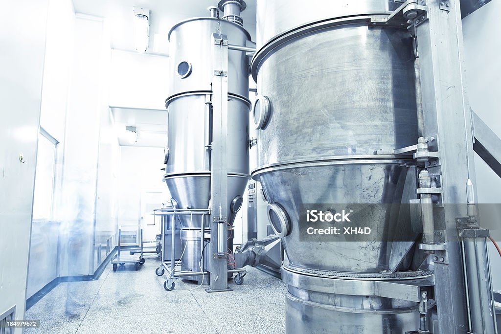 Fábrica Farmacêutica equipamento de trabalho - Royalty-free Fábrica Química Foto de stock