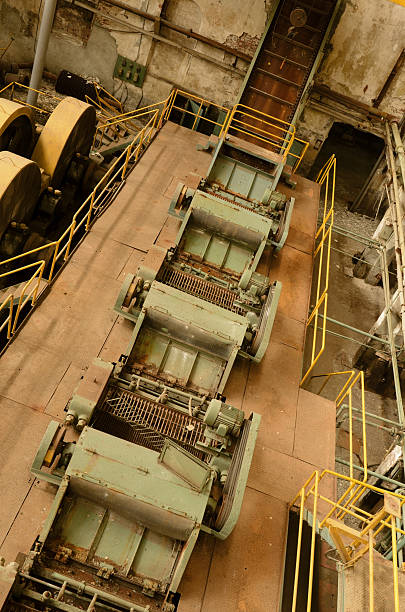 istock industrial factory 184980178