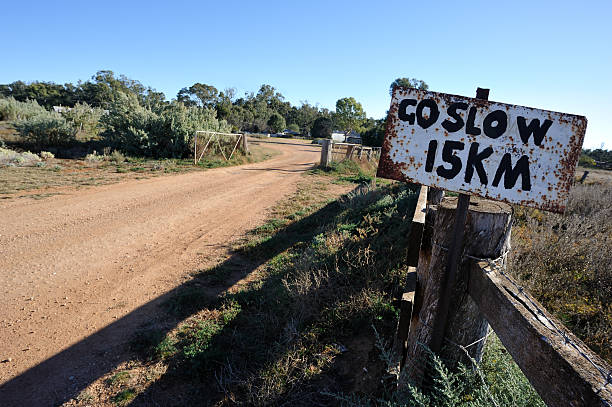 istock Country road in the desert 184984720