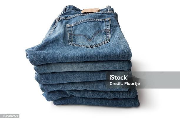 Vestimenta Blue Jeans Foto de stock y más banco de imágenes de Doblado - Condición - Doblado - Condición, Fondo blanco, Tejido vaquero