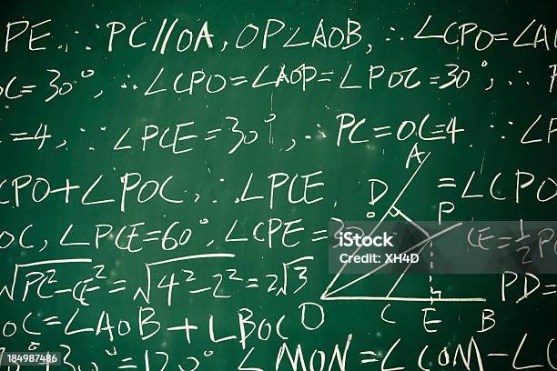 Formula Matematica - Fotografie stock e altre immagini di Abilità - Abilità, Bianco, Collegare i puntini