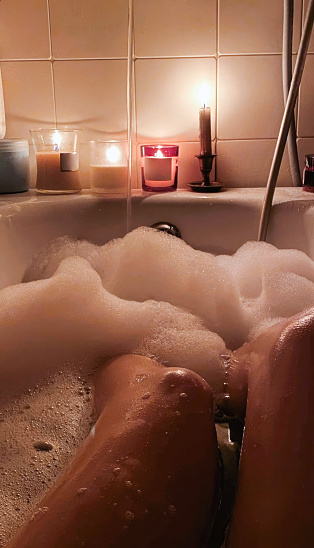 Soothing Bath in Candlelight Glow