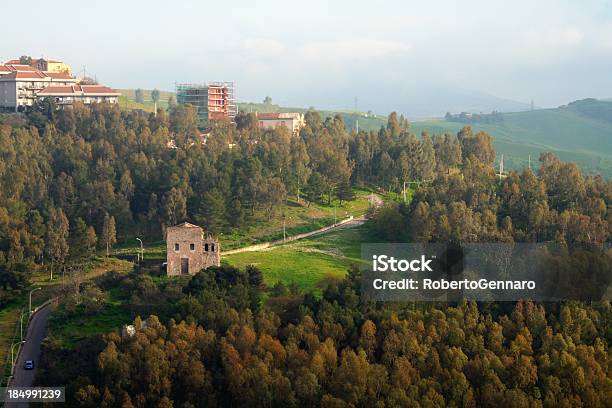 Sizilianische Landschaft Stockfoto und mehr Bilder von Naturwald - Naturwald, Palermo - Sizilien, Wäldchen