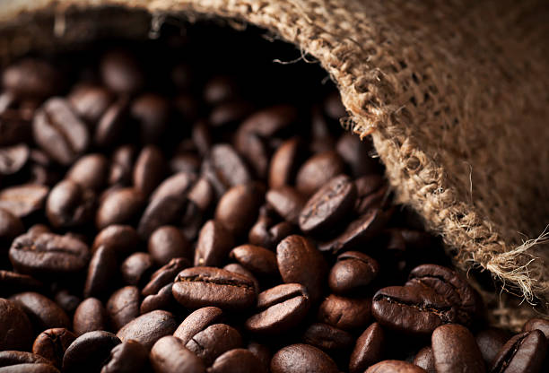 kaffee kaffeebohnen - coffee sack bag espresso stock-fotos und bilder