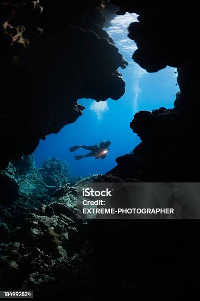Was Ist Verstecken In Der Höhle Stockfoto und mehr Bilder von Groß - Groß, Höhle, Unterwasseraufnahme