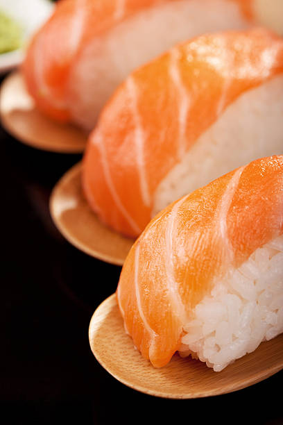 istock Sushi winter fuyu salmon 184996171