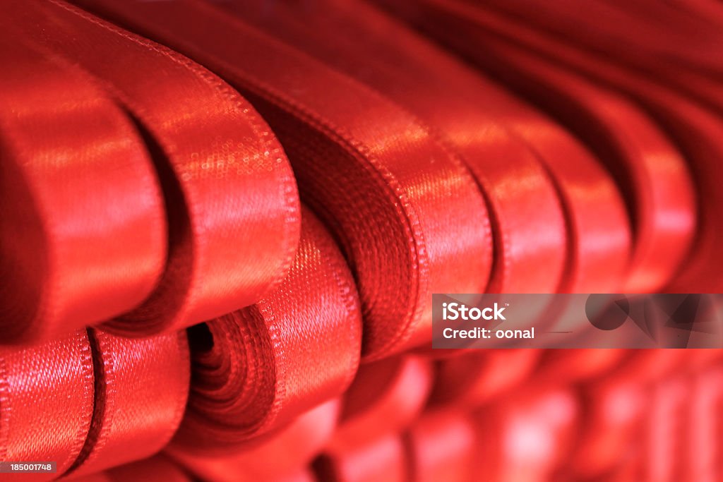 Vermelha fitas enroladas - Foto de stock de Abstrato royalty-free