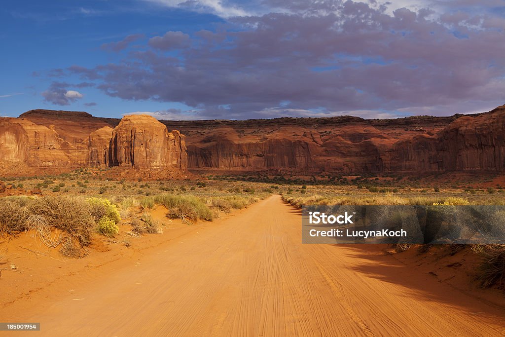 Monument valley Tribal Park, Navajo, Utah-Arizona - Lizenzfrei Abenteuer Stock-Foto