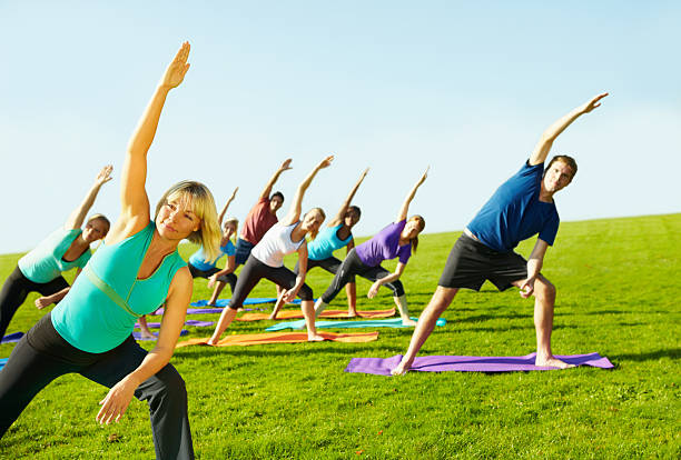 istock Leading them to health - Yoga 185002321