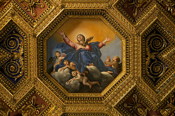 Santa Maria In Trastevere, Rome Domenichino's octagonal ceiling painting, Assumption of the Virgin (1617) fits in the coffered ceiling, Church of Santa Maria in Trastevere. Rome, Italy. http://www.massimomerlini.it/is/rome.jpg http://www.massimomerlini.it/is/romebynight.jpg http://www.massimomerlini.it/is/vatican.jpg fresco photos stock pictures, royalty-free photos & images