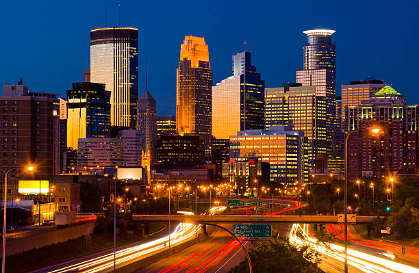 istock Minneapolis skyline at dusk 185002566