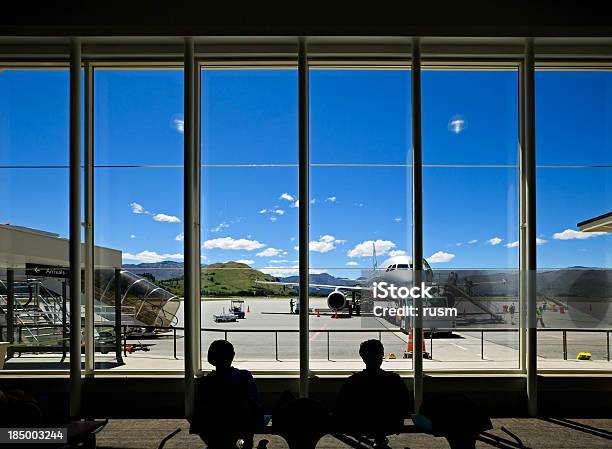 Wartet Flug Am Flughafen Hall Stockfoto und mehr Bilder von Flughafen - Flughafen, Neuseeland, Queenstown