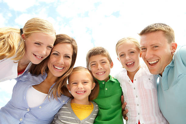 istock Excited to be spending time as a family 185005416