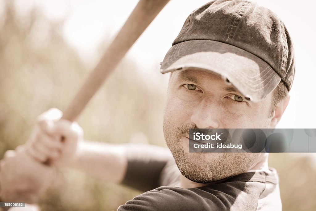 Vintage Baseball à Frapper avec une batte position avec chauve-souris - Photo de Style rétro libre de droits