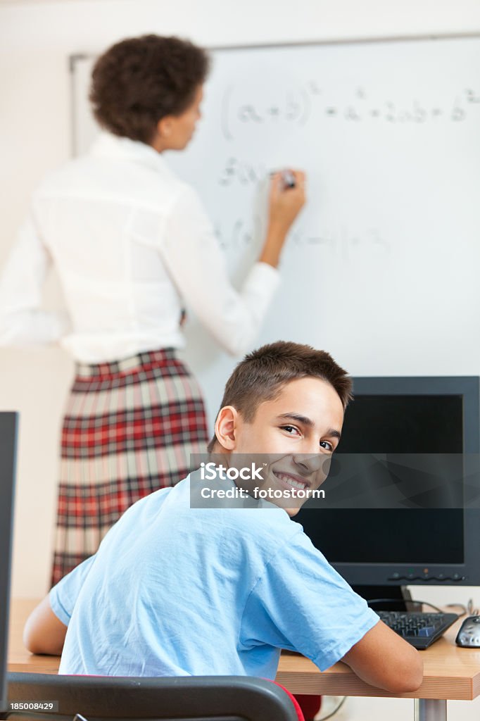 Schulkind-Nur Jungen auf Mathematik class - Lizenzfrei Afrikanischer Abstammung Stock-Foto